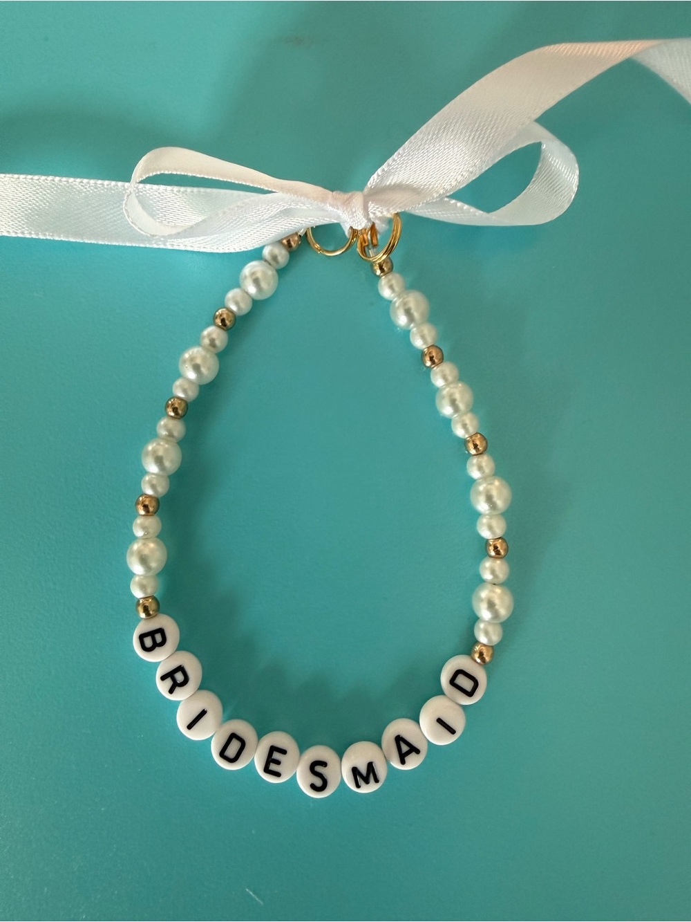 Bridesmaid Pearl-Bead Bracelet with Gold Accents